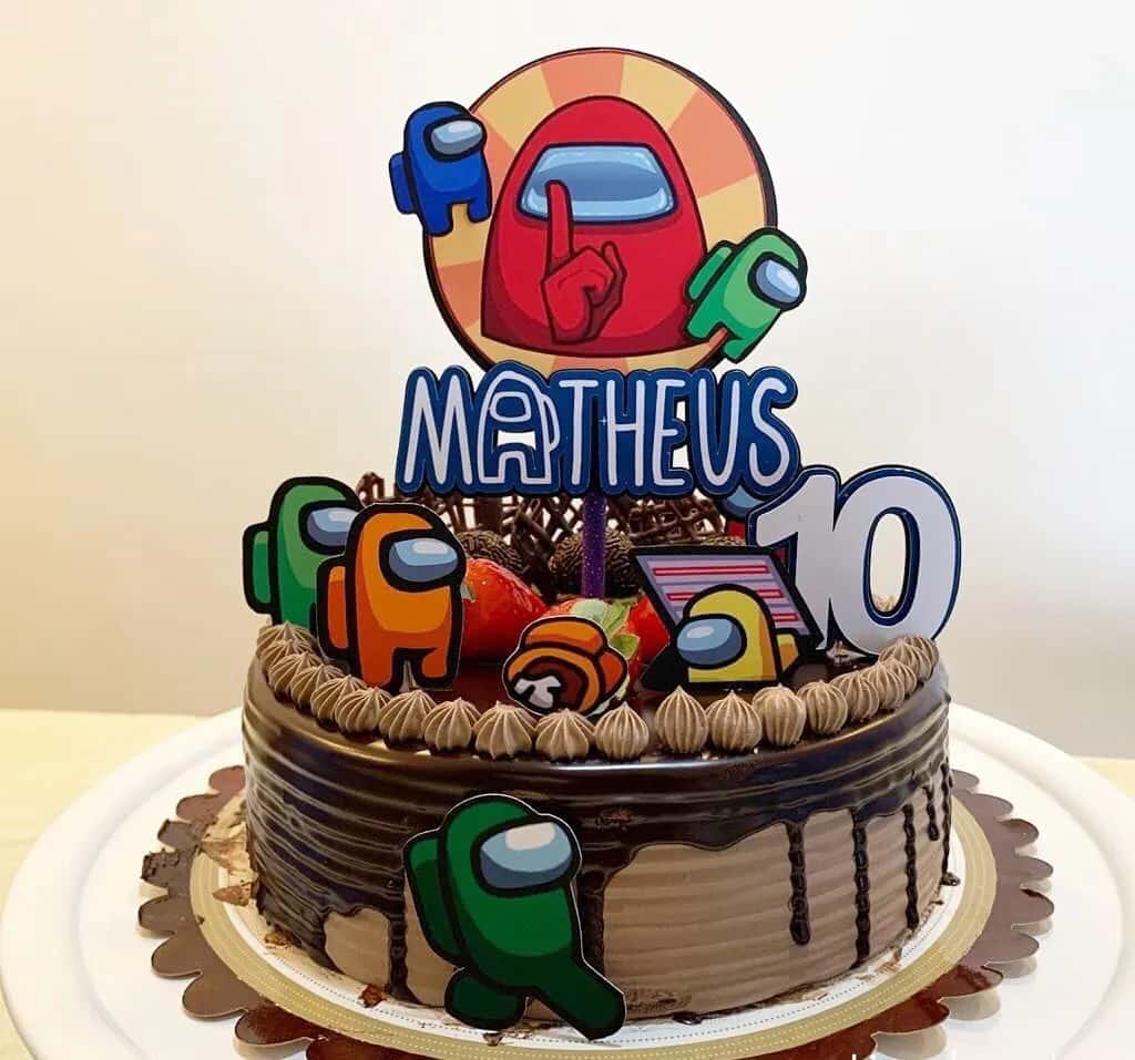 Topper Cake - Among Us